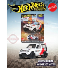 Машинка Хот Вилс Премиум Mitsubishi Pajero GJT68 JBL26